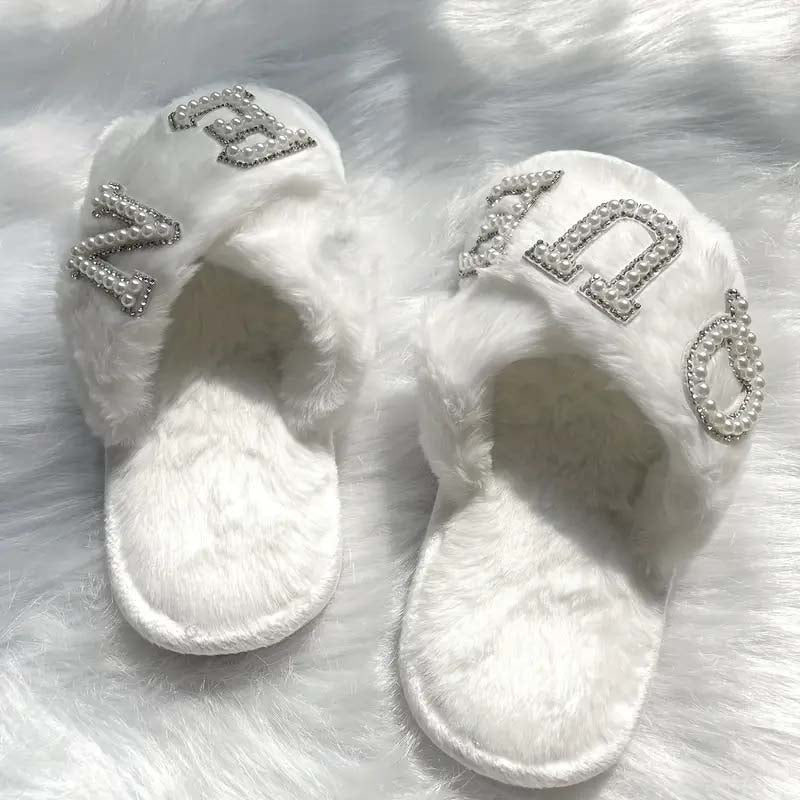 Queen Furry White Slippers