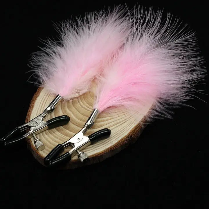 Furry Feather Nipple Clamp