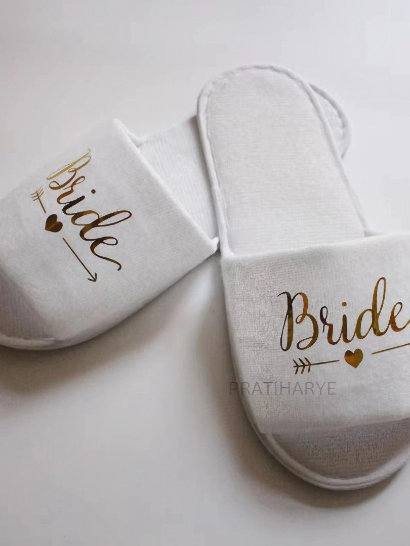 Embroidery Bride &amp; Bridesmaids Silk Satin Robe &amp; Pearl Bride Slippers