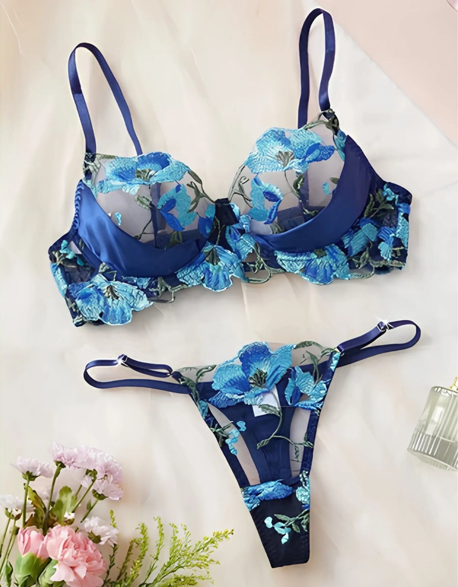 Luxury Embroidered Lace Sexy Lingerie/Bikini set