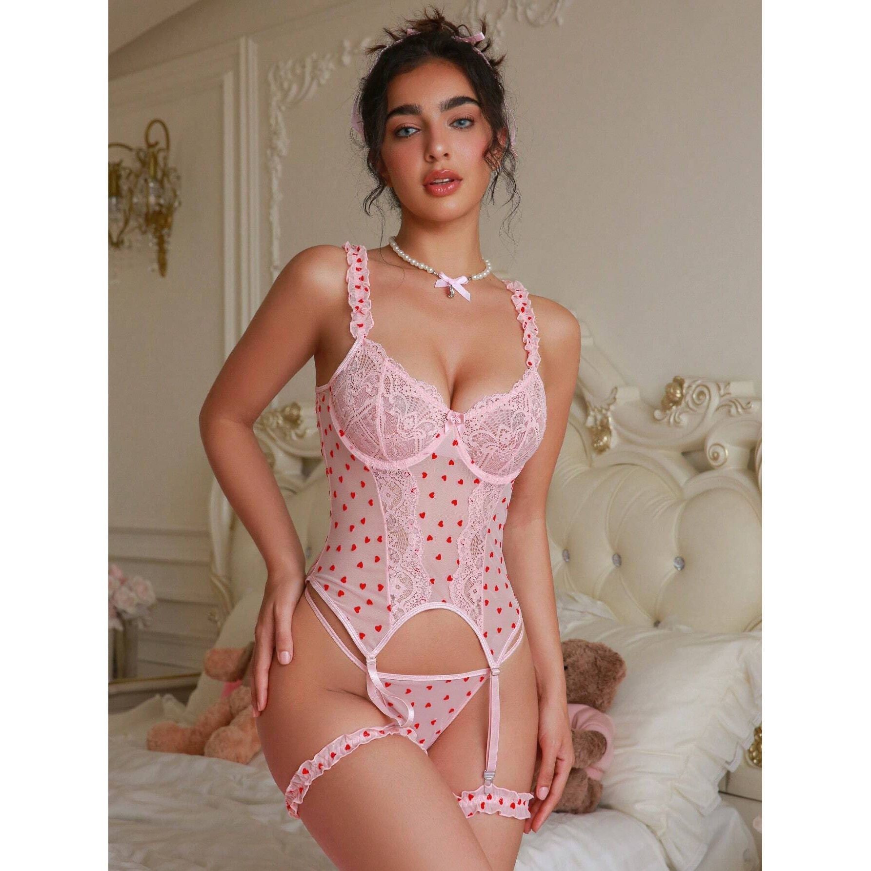 Love Heart Lace Sexy Garter Set