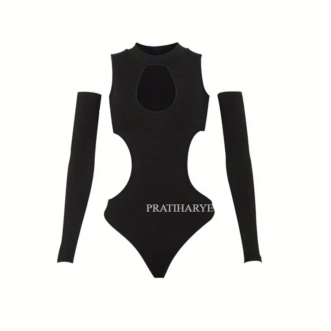 Solid Cut-Out Bodysuit With Sleeves Size