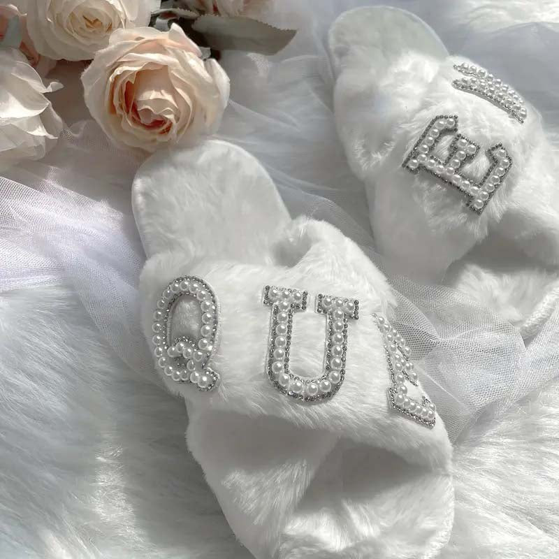 Queen Furry White Slippers