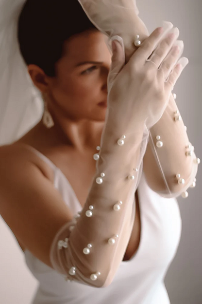 Long Pearl Elegance Gloves