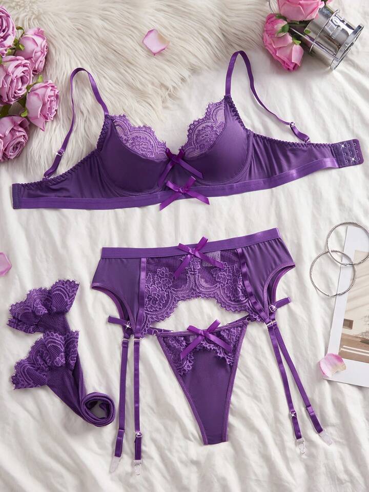 Sexy garter set
3 piece garter set india 
Lace garter set